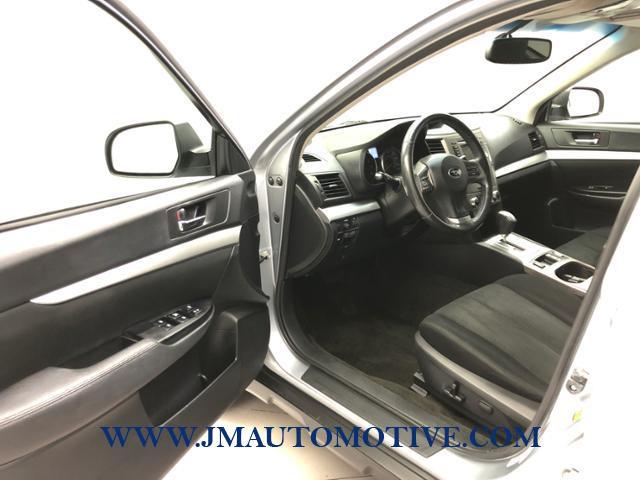 2014 Subaru Outback 4dr Wgn H4 Auto 2.5i Premium, available for sale in Naugatuck, Connecticut | J&M Automotive Sls&Svc LLC. Naugatuck, Connecticut 2014 Subaru Outback 4dr Wgn H4 Auto 2.5i Premium, available for sale in Naugatuck, Connecticut | J&M Automotive Sls&Svc LLC. Naugatuck, Connecticut