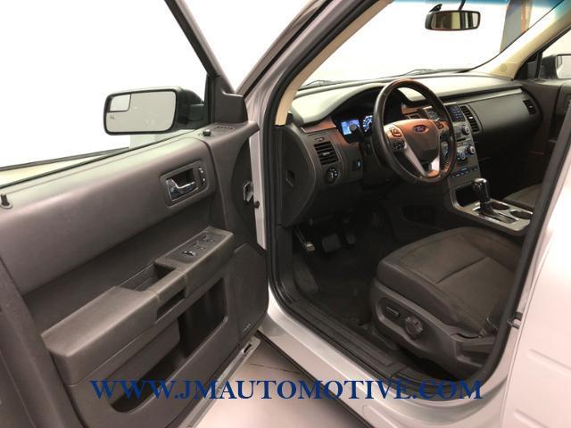 2015 Ford Flex 4dr SE FWD, available for sale in Naugatuck, Connecticut | J&M Automotive Sls&Svc LLC. Naugatuck, Connecticut 2015 Ford Flex 4dr SE FWD, available for sale in Naugatuck, Connecticut | J&M Automotive Sls&Svc LLC. Naugatuck, Connecticut
