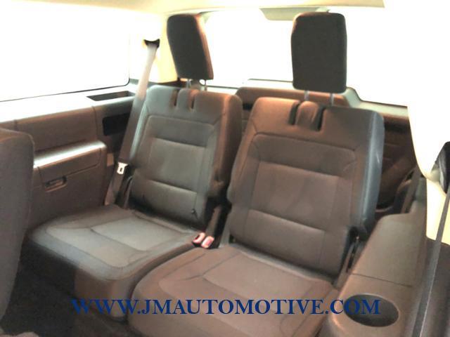 2015 Ford Flex 4dr SE FWD, available for sale in Naugatuck, Connecticut | J&M Automotive Sls&Svc LLC. Naugatuck, Connecticut 2015 Ford Flex 4dr SE FWD, available for sale in Naugatuck, Connecticut | J&M Automotive Sls&Svc LLC. Naugatuck, Connecticut