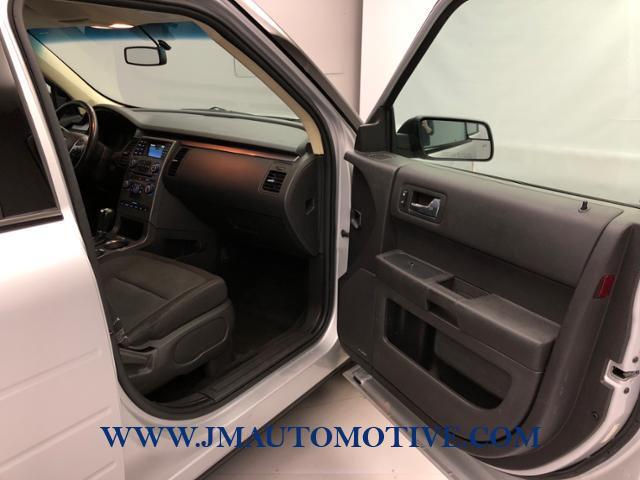 2015 Ford Flex 4dr SE FWD, available for sale in Naugatuck, Connecticut | J&M Automotive Sls&Svc LLC. Naugatuck, Connecticut 2015 Ford Flex 4dr SE FWD, available for sale in Naugatuck, Connecticut | J&M Automotive Sls&Svc LLC. Naugatuck, Connecticut