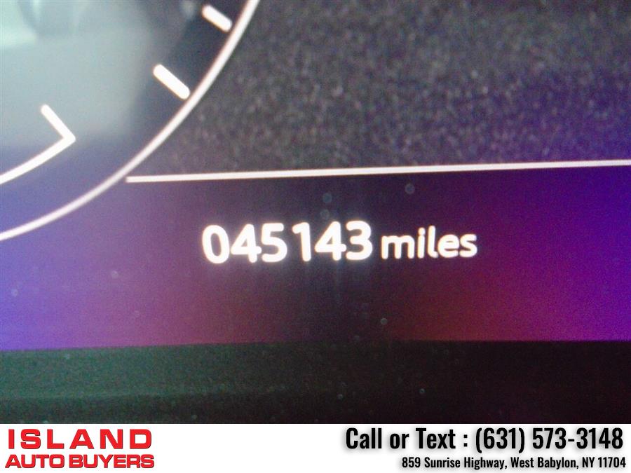 Used Land Rover Range Rover HSE AWD 4dr SUV 2019 | Island Auto Buyers. West Babylon, New York Used Land Rover Range Rover HSE AWD 4dr SUV 2019 | Island Auto Buyers. West Babylon, New York