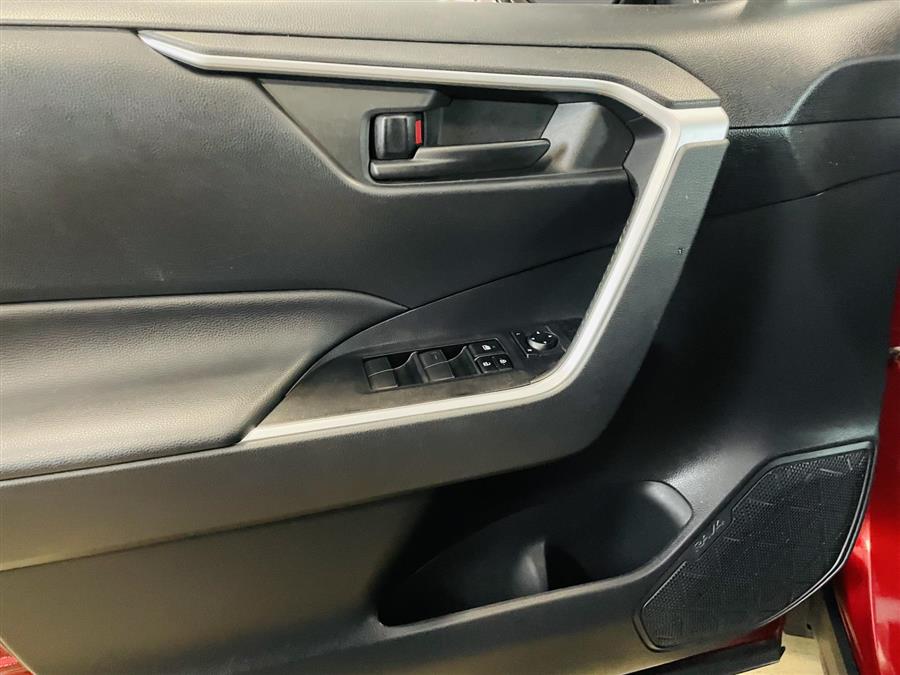 Used Toyota RAV4 LE AWD (Natl) 2019 | Northshore Motors. Syosset , New York Used Toyota RAV4 LE AWD (Natl) 2019 | Northshore Motors. Syosset , New York