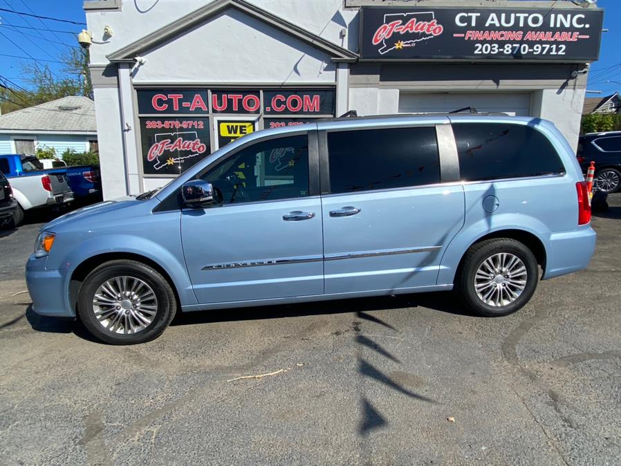 2013 Chrysler Town & Country 4dr Wgn Touring-L, available for sale in Bridgeport, Connecticut | CT Auto. Bridgeport, Connecticut