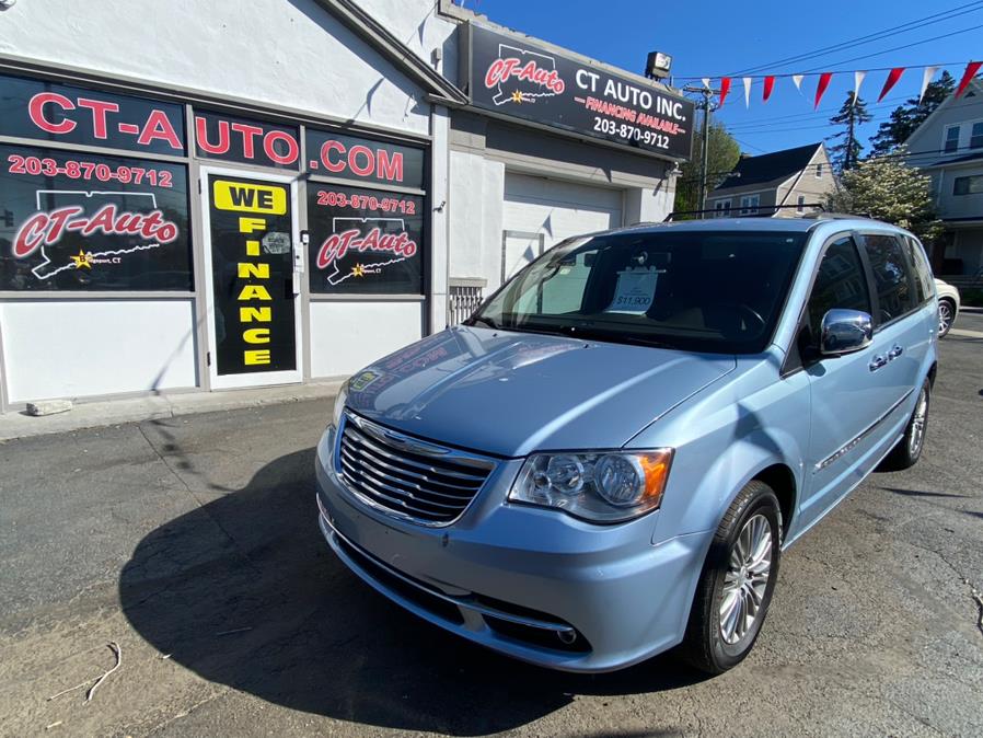 2013 Chrysler Town & Country 4dr Wgn Touring-L, available for sale in Bridgeport, Connecticut | CT Auto. Bridgeport, Connecticut 2013 Chrysler Town & Country 4dr Wgn Touring-L, available for sale in Bridgeport, Connecticut | CT Auto. Bridgeport, Connecticut