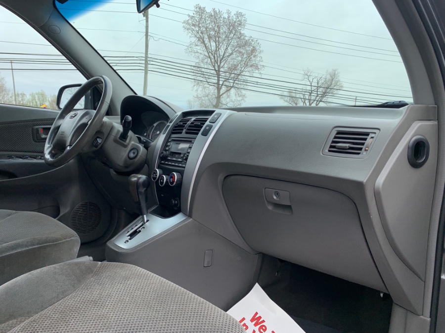Used Hyundai Tucson 4WD 4dr Auto SE 2007 | Marsh Auto Sales LLC. Ortonville, Michigan Used Hyundai Tucson 4WD 4dr Auto SE 2007 | Marsh Auto Sales LLC. Ortonville, Michigan