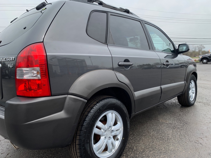 Used Hyundai Tucson 4WD 4dr Auto SE 2007 | Marsh Auto Sales LLC. Ortonville, Michigan Used Hyundai Tucson 4WD 4dr Auto SE 2007 | Marsh Auto Sales LLC. Ortonville, Michigan