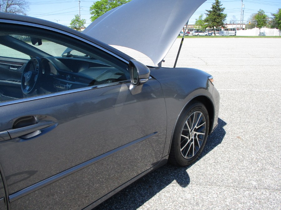 Used Lexus ES ES 350 FWD 2017 | South Shore Auto Brokers & Sales. Massapequa, New York Used Lexus ES ES 350 FWD 2017 | South Shore Auto Brokers & Sales. Massapequa, New York