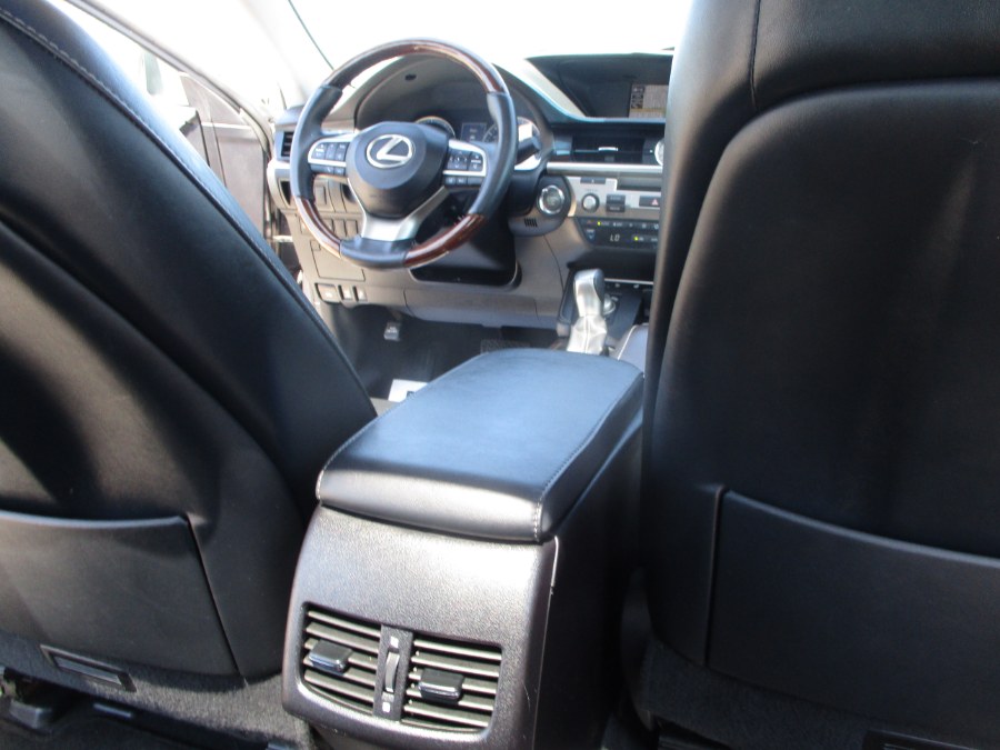 Used Lexus ES ES 350 FWD 2017 | South Shore Auto Brokers & Sales. Massapequa, New York Used Lexus ES ES 350 FWD 2017 | South Shore Auto Brokers & Sales. Massapequa, New York