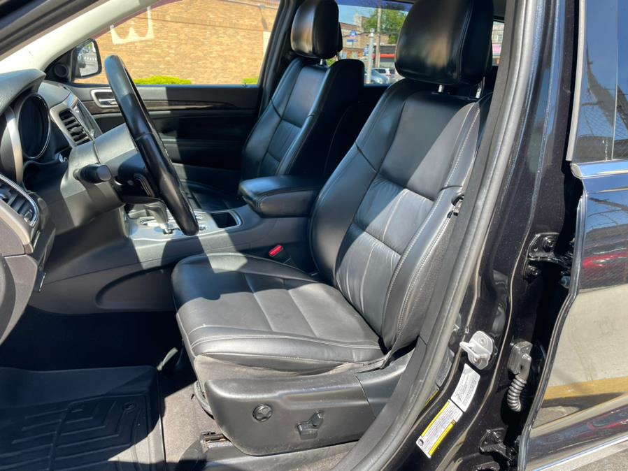 2011 Jeep Grand Cherokee 4WD 4dr Laredo, available for sale in Brooklyn, New York | Worlds Best Auto Inc. Brooklyn, New York 2011 Jeep Grand Cherokee 4WD 4dr Laredo, available for sale in Brooklyn, New York | Worlds Best Auto Inc. Brooklyn, New York