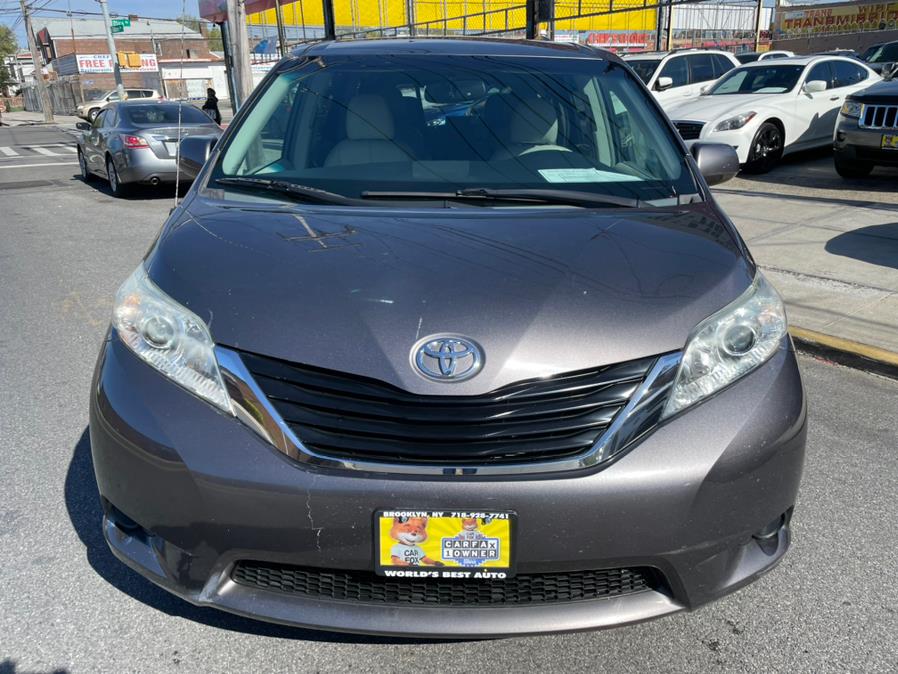 2012 Toyota Sienna 5dr 7-Pass Van V6 LE FWD (Natl), available for sale in Brooklyn, NY