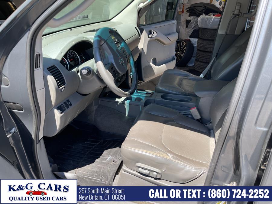 2010 Nissan Frontier 4WD Crew Cab SWB Auto SE, available for sale in New Britain, Connecticut | K and G Cars . New Britain, Connecticut 2010 Nissan Frontier 4WD Crew Cab SWB Auto SE, available for sale in New Britain, Connecticut | K and G Cars . New Britain, Connecticut