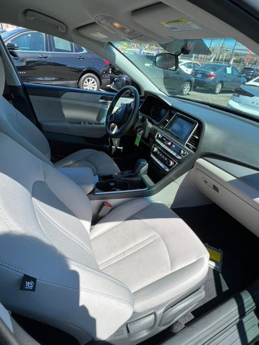 2018 Hyundai Sonata SE 2.4L SULEV, available for sale in Irvington, New Jersey | NJ Used Cars Center. Irvington, New Jersey 2018 Hyundai Sonata SE 2.4L SULEV, available for sale in Irvington, New Jersey | NJ Used Cars Center. Irvington, New Jersey