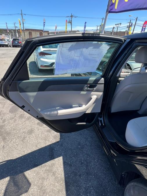 2018 Hyundai Sonata SE 2.4L SULEV, available for sale in Irvington, New Jersey | NJ Used Cars Center. Irvington, New Jersey 2018 Hyundai Sonata SE 2.4L SULEV, available for sale in Irvington, New Jersey | NJ Used Cars Center. Irvington, New Jersey