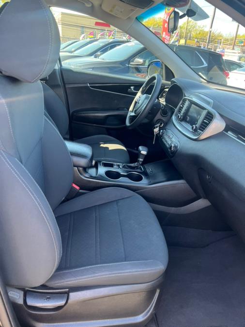 Used Kia Sorento LX V6 AWD 2020 | NJ Used Cars Center. Irvington, New Jersey Used Kia Sorento LX V6 AWD 2020 | NJ Used Cars Center. Irvington, New Jersey