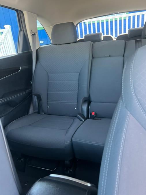 Used Kia Sorento LX V6 AWD 2020 | NJ Used Cars Center. Irvington, New Jersey Used Kia Sorento LX V6 AWD 2020 | NJ Used Cars Center. Irvington, New Jersey