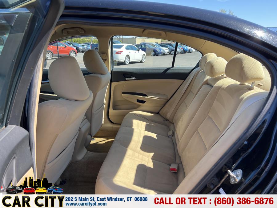 Used Honda Accord Sdn 4dr I4 Auto LX 2011 | Car City LLC. East Windsor, Connecticut Used Honda Accord Sdn 4dr I4 Auto LX 2011 | Car City LLC. East Windsor, Connecticut