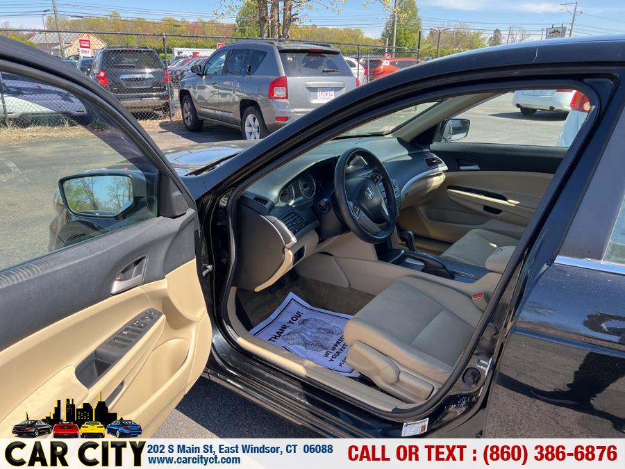 Used Honda Accord Sdn 4dr I4 Auto LX 2011 | Car City LLC. East Windsor, Connecticut Used Honda Accord Sdn 4dr I4 Auto LX 2011 | Car City LLC. East Windsor, Connecticut