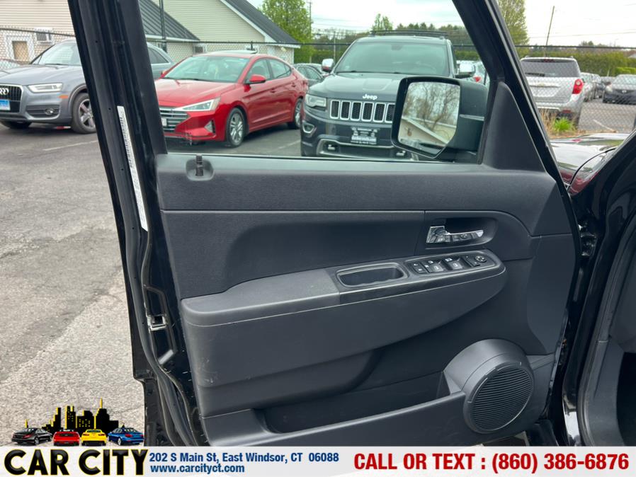 2012 Jeep Liberty 4WD 4dr Sport, available for sale in East Windsor, Connecticut | Car City LLC. East Windsor, Connecticut 2012 Jeep Liberty 4WD 4dr Sport, available for sale in East Windsor, Connecticut | Car City LLC. East Windsor, Connecticut
