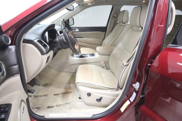 Used Jeep Grand Cherokee Overland 4WD w/ Navi & rearCam 2017 | Car Revolution. Maple Shade, New Jersey Used Jeep Grand Cherokee Overland 4WD w/ Navi & rearCam 2017 | Car Revolution. Maple Shade, New Jersey