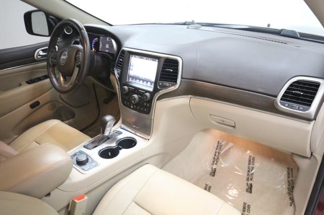 Used Jeep Grand Cherokee Overland 4WD w/ Navi & rearCam 2017 | Car Revolution. Maple Shade, New Jersey Used Jeep Grand Cherokee Overland 4WD w/ Navi & rearCam 2017 | Car Revolution. Maple Shade, New Jersey
