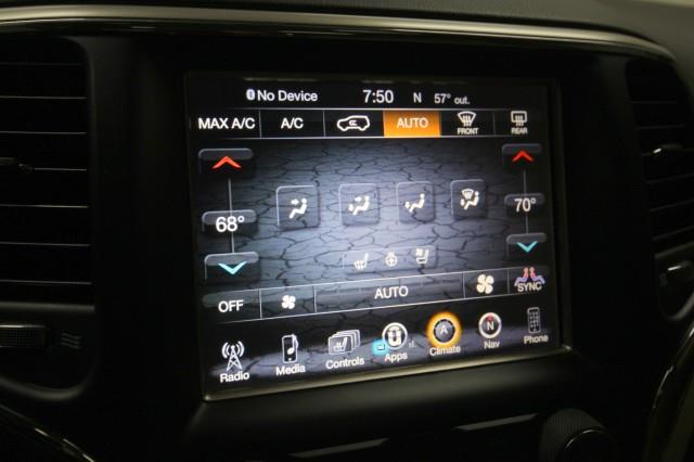 Used Jeep Grand Cherokee Overland 4WD w/ Navi & rearCam 2017 | Car Revolution. Maple Shade, New Jersey Used Jeep Grand Cherokee Overland 4WD w/ Navi & rearCam 2017 | Car Revolution. Maple Shade, New Jersey
