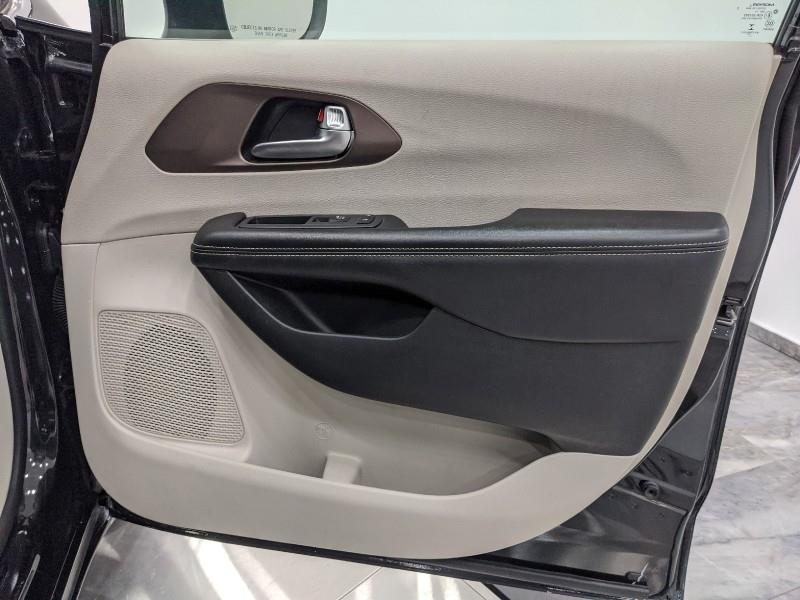 Used Chrysler Voyager LXI 2020 | Car Revolution. Maple Shade, New Jersey Used Chrysler Voyager LXI 2020 | Car Revolution. Maple Shade, New Jersey