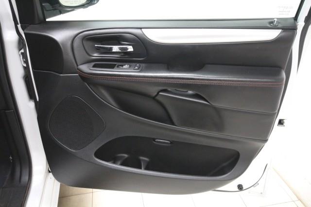 Used Dodge Grand Caravan GT w/ rearCam 2018 | Car Revolution. Maple Shade, New Jersey Used Dodge Grand Caravan GT w/ rearCam 2018 | Car Revolution. Maple Shade, New Jersey