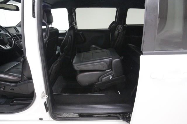 Used Dodge Grand Caravan GT w/ rearCam 2018 | Car Revolution. Maple Shade, New Jersey Used Dodge Grand Caravan GT w/ rearCam 2018 | Car Revolution. Maple Shade, New Jersey