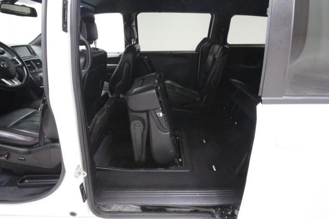 Used Dodge Grand Caravan GT w/ rearCam 2018 | Car Revolution. Maple Shade, New Jersey Used Dodge Grand Caravan GT w/ rearCam 2018 | Car Revolution. Maple Shade, New Jersey