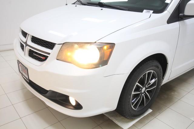 Used Dodge Grand Caravan GT w/ rearCam 2018 | Car Revolution. Maple Shade, New Jersey Used Dodge Grand Caravan GT w/ rearCam 2018 | Car Revolution. Maple Shade, New Jersey