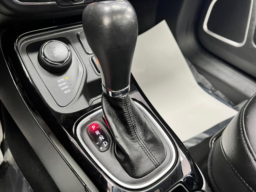 2019 Jeep Compass Latitude 4x4, available for sale in Massapequa Park, New York | Power Motors East. Massapequa Park, New York 2019 Jeep Compass Latitude 4x4, available for sale in Massapequa Park, New York | Power Motors East. Massapequa Park, New York