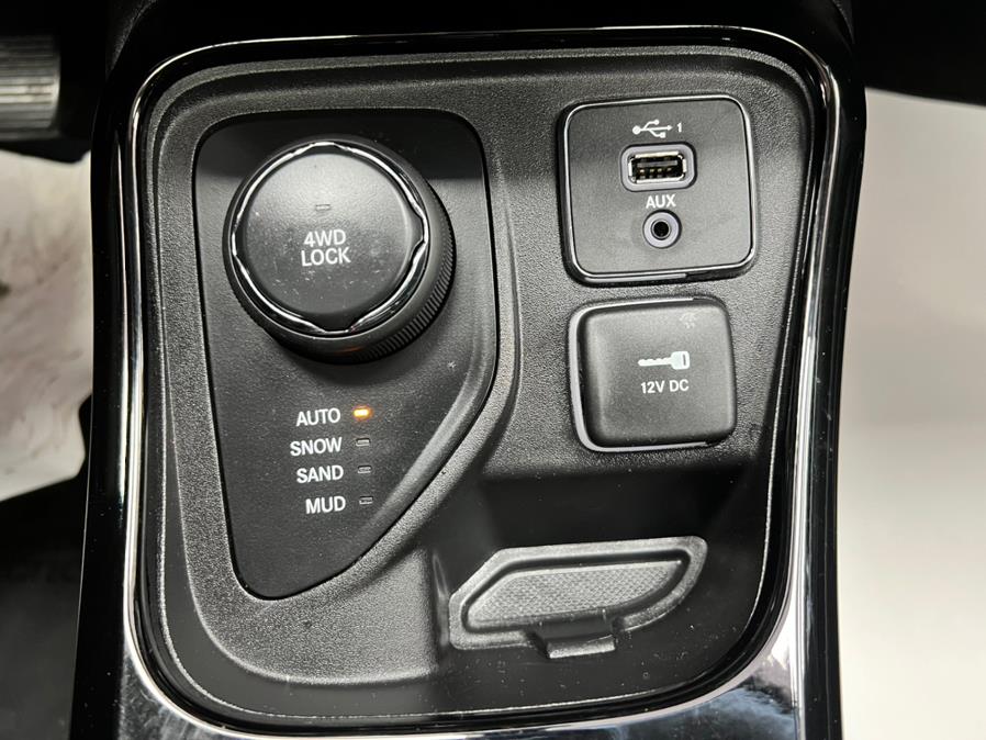 2019 Jeep Compass Latitude 4x4, available for sale in Massapequa Park, New York | Power Motors East. Massapequa Park, New York 2019 Jeep Compass Latitude 4x4, available for sale in Massapequa Park, New York | Power Motors East. Massapequa Park, New York