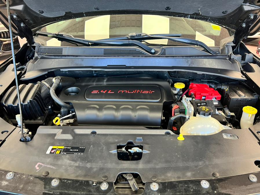 2019 Jeep Compass Latitude 4x4, available for sale in Massapequa Park, New York | Power Motors East. Massapequa Park, New York 2019 Jeep Compass Latitude 4x4, available for sale in Massapequa Park, New York | Power Motors East. Massapequa Park, New York