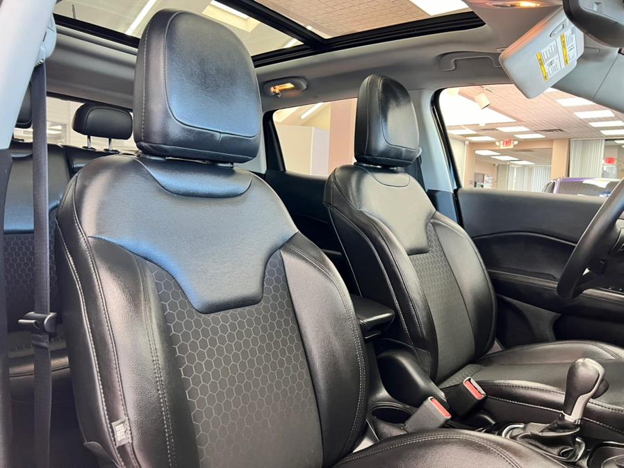 2019 Jeep Compass Latitude 4x4, available for sale in Massapequa Park, New York | Power Motors East. Massapequa Park, New York 2019 Jeep Compass Latitude 4x4, available for sale in Massapequa Park, New York | Power Motors East. Massapequa Park, New York