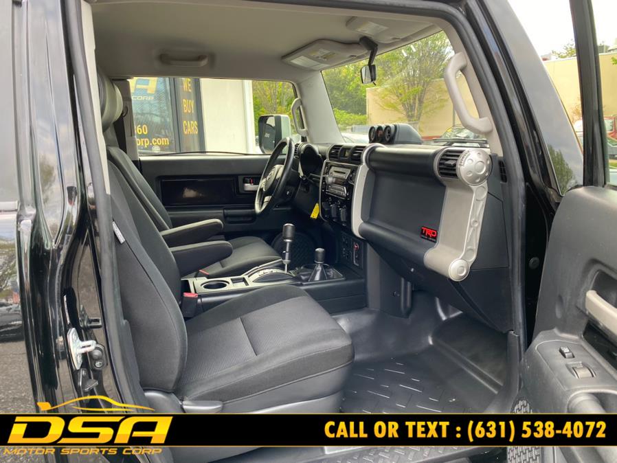 2007 Toyota FJ Cruiser 4WD 4dr Auto (Natl), available for sale in Commack, New York | DSA Motor Sports Corp. Commack, New York 2007 Toyota FJ Cruiser 4WD 4dr Auto (Natl), available for sale in Commack, New York | DSA Motor Sports Corp. Commack, New York