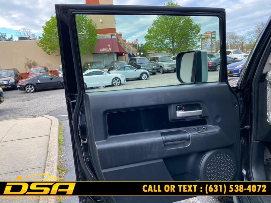 2007 Toyota FJ Cruiser 4WD 4dr Auto (Natl), available for sale in Commack, New York | DSA Motor Sports Corp. Commack, New York 2007 Toyota FJ Cruiser 4WD 4dr Auto (Natl), available for sale in Commack, New York | DSA Motor Sports Corp. Commack, New York