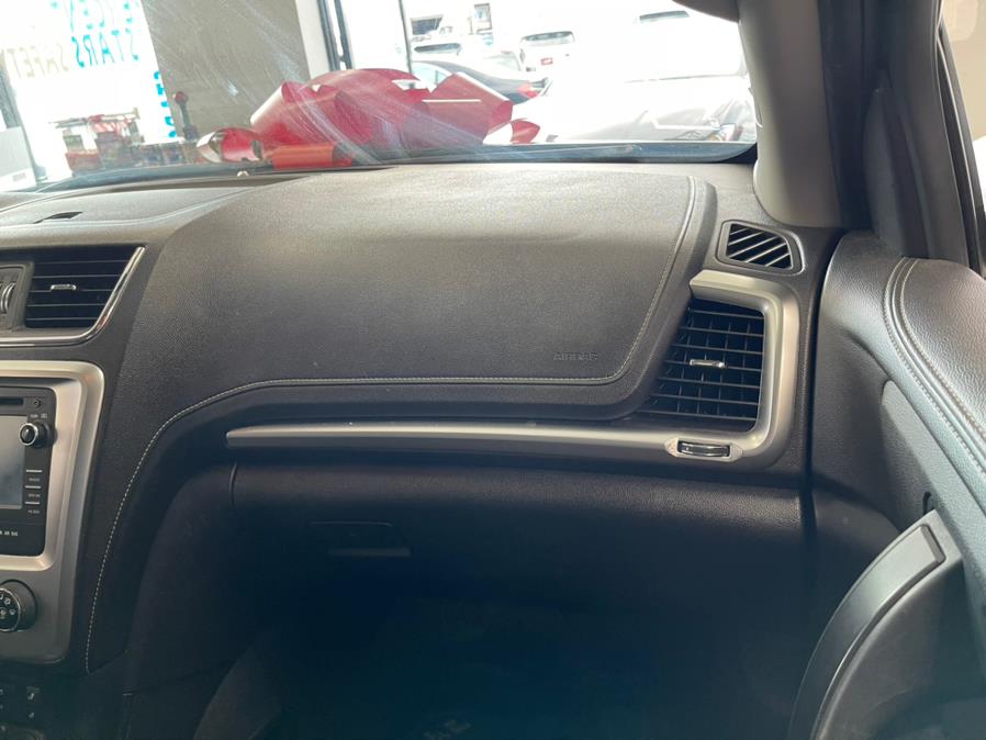 Used GMC Acadia AWD 4dr SLE w/SLE-2 2016 | 5 Towns Drive. Inwood, New York Used GMC Acadia AWD 4dr SLE w/SLE-2 2016 | 5 Towns Drive. Inwood, New York