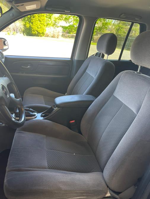 2008 GMC Envoy 4WD 4dr SLT, available for sale in New Britain, Connecticut | Supreme Automotive. New Britain, Connecticut 2008 GMC Envoy 4WD 4dr SLT, available for sale in New Britain, Connecticut | Supreme Automotive. New Britain, Connecticut