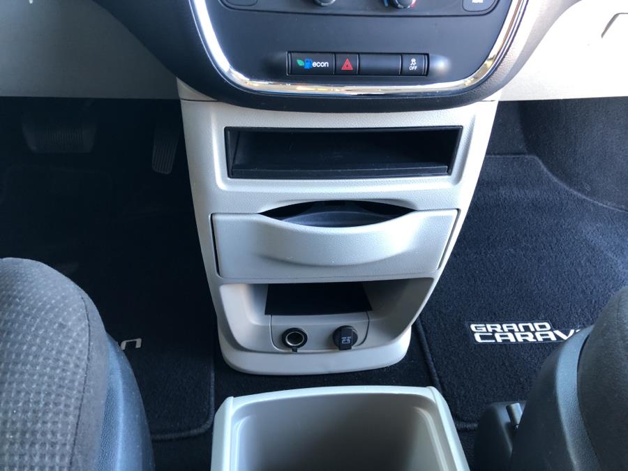 2013 Dodge Grand Caravan 4dr Wgn SE, available for sale in Waterbury, Connecticut | National Auto Brokers, Inc.. Waterbury, Connecticut 2013 Dodge Grand Caravan 4dr Wgn SE, available for sale in Waterbury, Connecticut | National Auto Brokers, Inc.. Waterbury, Connecticut
