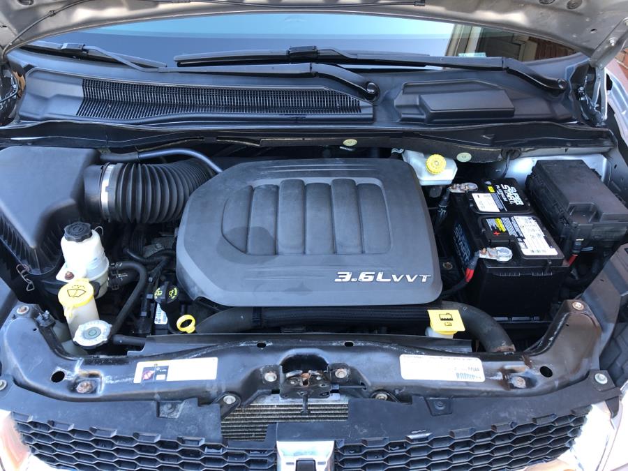 2013 Dodge Grand Caravan 4dr Wgn SE, available for sale in Waterbury, Connecticut | National Auto Brokers, Inc.. Waterbury, Connecticut 2013 Dodge Grand Caravan 4dr Wgn SE, available for sale in Waterbury, Connecticut | National Auto Brokers, Inc.. Waterbury, Connecticut