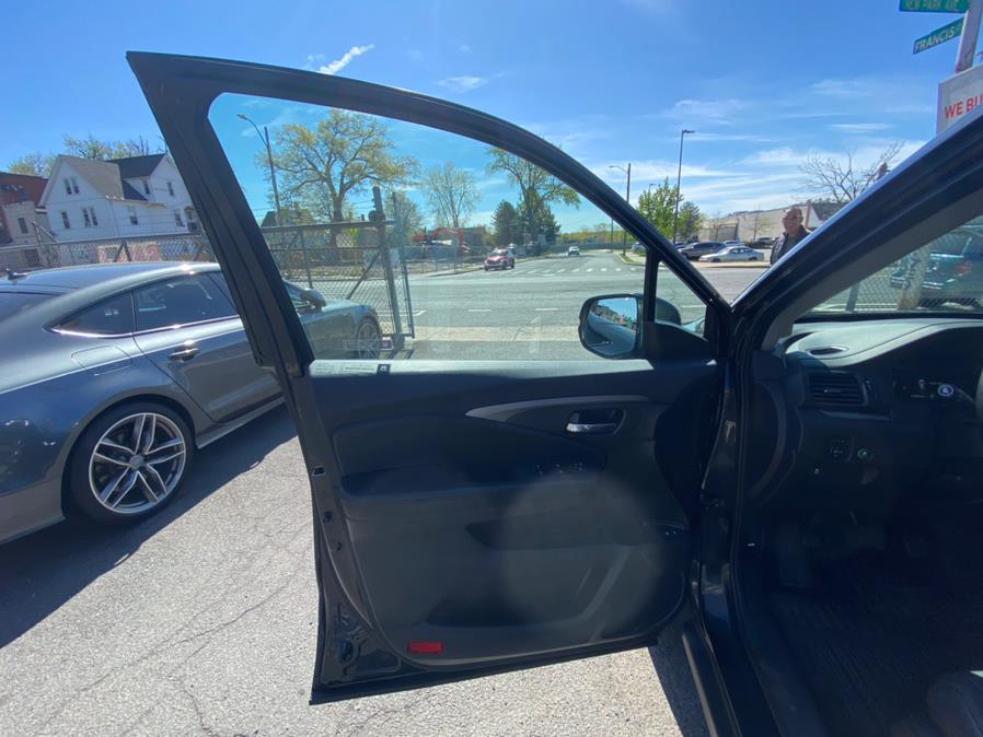 2016 Honda Pilot AWD 4dr EX-L w/Navi, available for sale in Hartford, Connecticut | VEB Auto Sales. Hartford, Connecticut 2016 Honda Pilot AWD 4dr EX-L w/Navi, available for sale in Hartford, Connecticut | VEB Auto Sales. Hartford, Connecticut