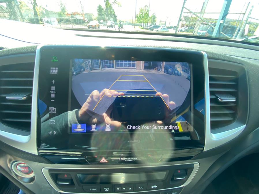 2016 Honda Pilot AWD 4dr EX-L w/Navi, available for sale in Hartford, Connecticut | VEB Auto Sales. Hartford, Connecticut 2016 Honda Pilot AWD 4dr EX-L w/Navi, available for sale in Hartford, Connecticut | VEB Auto Sales. Hartford, Connecticut