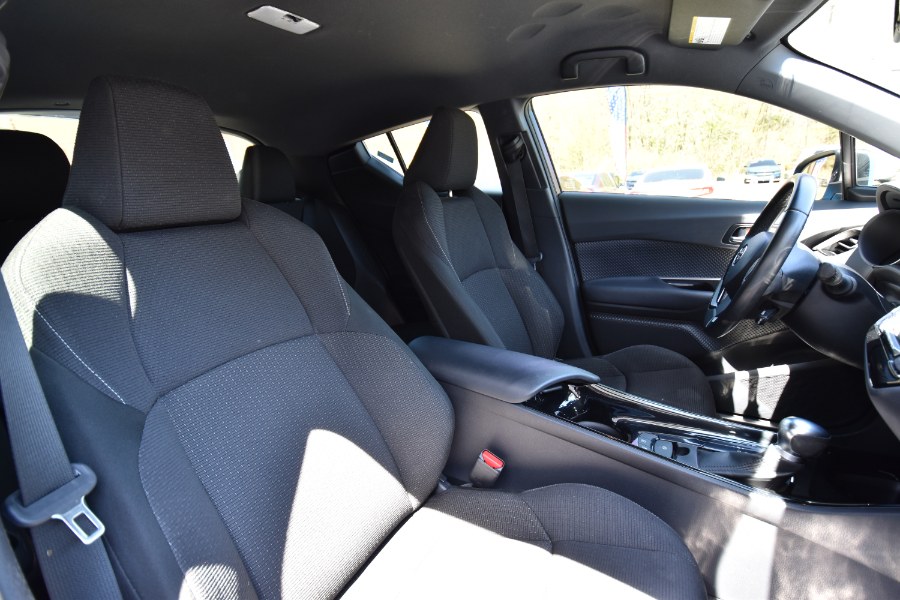 Used Toyota C-HR XLE FWD 2019 | Highline Car Connection. Waterbury, Connecticut Used Toyota C-HR XLE FWD 2019 | Highline Car Connection. Waterbury, Connecticut
