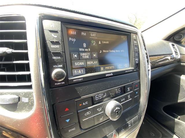 Used Jeep Grand Cherokee Laredo 2013 | Wiz Leasing Inc. Stratford, Connecticut Used Jeep Grand Cherokee Laredo 2013 | Wiz Leasing Inc. Stratford, Connecticut
