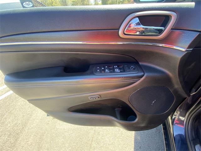 Used Jeep Grand Cherokee Limited 2014 | Wiz Leasing Inc. Stratford, Connecticut Used Jeep Grand Cherokee Limited 2014 | Wiz Leasing Inc. Stratford, Connecticut