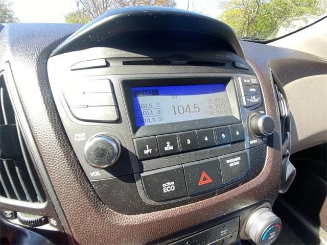 2015 Hyundai Tucson GLS, available for sale in Stratford, Connecticut | Wiz Leasing Inc. Stratford, Connecticut 2015 Hyundai Tucson GLS, available for sale in Stratford, Connecticut | Wiz Leasing Inc. Stratford, Connecticut