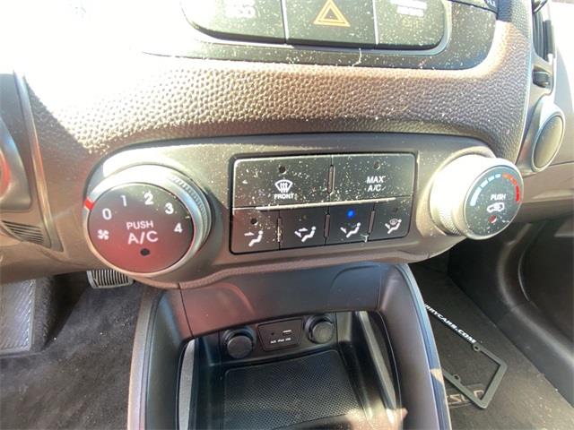 2015 Hyundai Tucson GLS, available for sale in Stratford, Connecticut | Wiz Leasing Inc. Stratford, Connecticut 2015 Hyundai Tucson GLS, available for sale in Stratford, Connecticut | Wiz Leasing Inc. Stratford, Connecticut