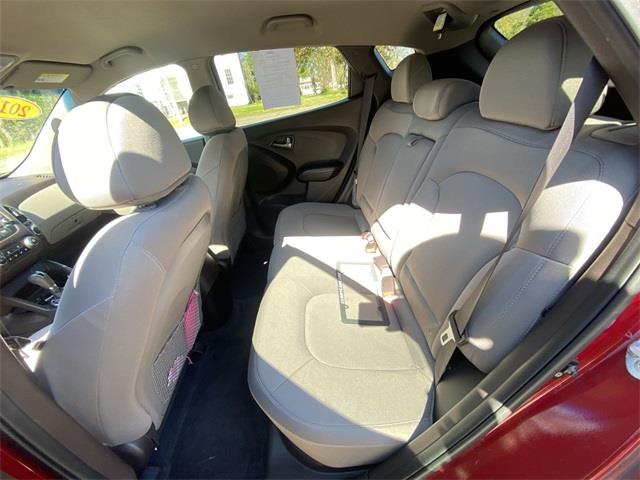 2015 Hyundai Tucson GLS, available for sale in Stratford, Connecticut | Wiz Leasing Inc. Stratford, Connecticut 2015 Hyundai Tucson GLS, available for sale in Stratford, Connecticut | Wiz Leasing Inc. Stratford, Connecticut