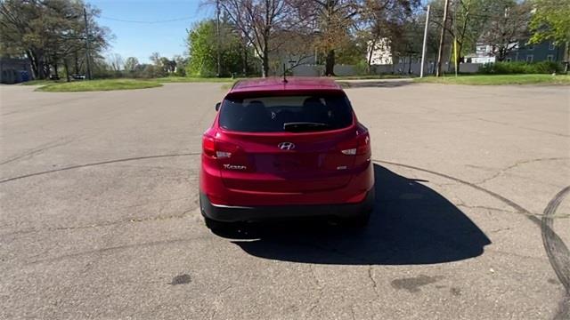 2015 Hyundai Tucson GLS, available for sale in Stratford, Connecticut | Wiz Leasing Inc. Stratford, Connecticut 2015 Hyundai Tucson GLS, available for sale in Stratford, Connecticut | Wiz Leasing Inc. Stratford, Connecticut