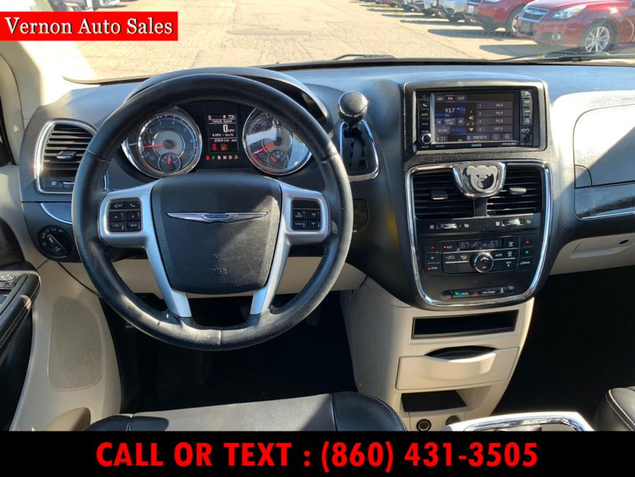 Used Chrysler Town & Country 4dr Wgn Touring-L 2013 | Vernon Auto Sale & Service. Manchester, Connecticut Used Chrysler Town & Country 4dr Wgn Touring-L 2013 | Vernon Auto Sale & Service. Manchester, Connecticut